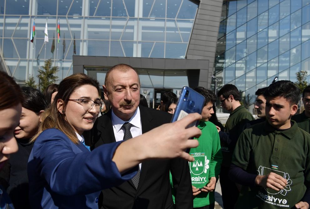 Prezident İlham Əliyev Tovuzda “ASAN Həyat” kompleksinin açılış mərasimində iştirak edib (FOTO) (YENİLƏNİB-2)