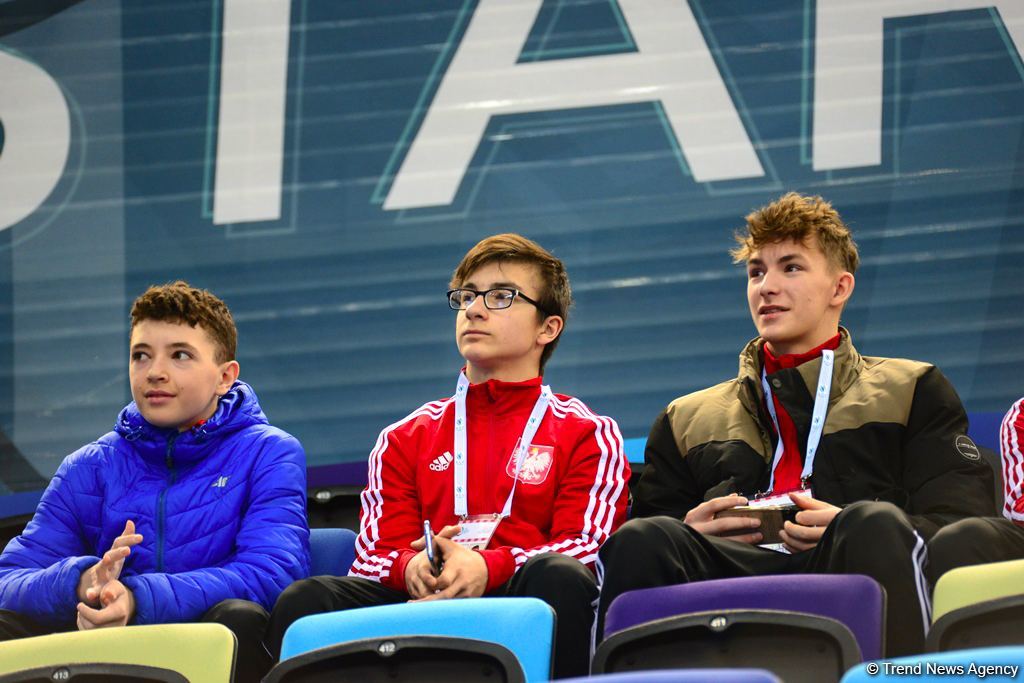 Bakıda kişi idman gimnastikası üzrə birinci "AGF Junior Trophy" beynəlxalq turnirinin final yarışları start götürüb (FOTO)
