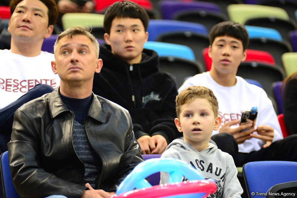 Bakıda kişi idman gimnastikası üzrə birinci "AGF Junior Trophy" beynəlxalq turnirinin final yarışları start götürüb (FOTO)