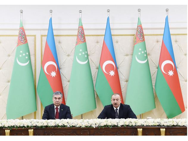 Azərbaycan və Türkmənistan prezidentləri mətbuata bəyanatlarla çıxış ediblər (FOTO) (YENİLƏNİB)