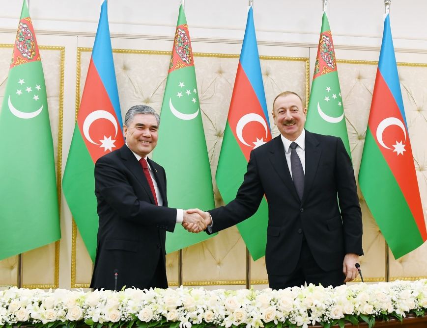 Azərbaycan və Türkmənistan prezidentləri mətbuata bəyanatlarla çıxış ediblər (FOTO) (YENİLƏNİB)
