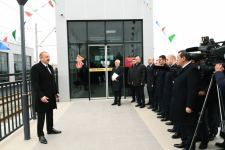 Prezident İlham Əliyev Abşeron dairəvi dəmir yolunun Pirşağı-Görədil-Novxanı-Sumqayıt hissəsinin yenidənqurmadan sonra açılışında iştirak edib (FOTO/VİDEO) (YENİLƏNİB)