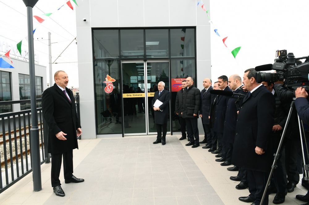 Prezident İlham Əliyev Abşeron dairəvi dəmir yolunun Pirşağı-Görədil-Novxanı-Sumqayıt hissəsinin yenidənqurmadan sonra açılışında iştirak edib (FOTO/VİDEO) (YENİLƏNİB)