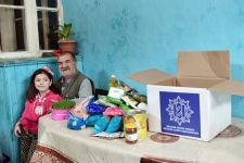 Heydər Əliyev Fondu ünvanlı sosial yardım alan ailələrə Novruz sovqatları paylayıb (FOTO)