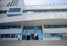 Prezident İlham Əliyev və birinci xanım Mehriban Əliyeva “Yeni klinika” tibb müəssisəsinin açılışında iştirak ediblər (FOTO/VİDEO) (YENİLƏNİB-2)