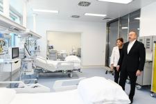 Prezident İlham Əliyev və birinci xanım Mehriban Əliyeva “Yeni klinika” tibb müəssisəsinin açılışında iştirak ediblər (FOTO/VİDEO) (YENİLƏNİB-2)