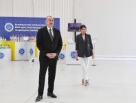 Prezident İlham Əliyev və birinci xanım Mehriban Əliyeva Sumqayıt Kimya Sənaye Parkında tibbi maska istehsalı müəssisəsinin açılışında iştirak ediblər (FOTO/VİDEO) (YENİLƏNİB)