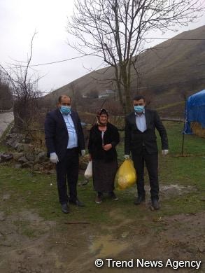 Deputat Arzu Nağıyev aztəminatlı, tənha yaşayan 50 ailəyə ərzaq yardımı edib (FOTO)