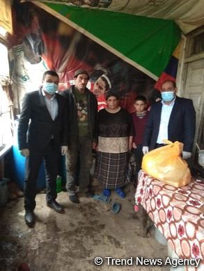Deputat Arzu Nağıyev aztəminatlı, tənha yaşayan 50 ailəyə ərzaq yardımı edib (FOTO)