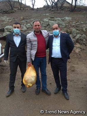 Deputat Arzu Nağıyev aztəminatlı, tənha yaşayan 50 ailəyə ərzaq yardımı edib (FOTO)
