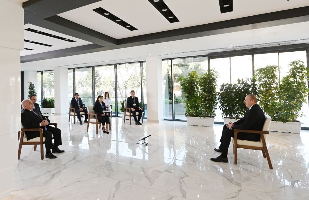 Prezident İlham Əliyev “Azərenerji” ASC-nin yenidən qurulan Baş idarəetmə, elm, tədris və laboratoriya kompleksinin açılışında iştirak edib (FOTO/VİDEO) (YENİLƏNİB-2)