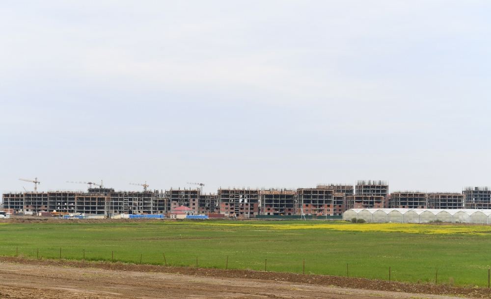 Prezident İlham Əliyev 3042 məcburi köçkün ailəsi üçün yaşayış binalarından ibarət  məhəllələrdə tikinti işlərinin gedişi ilə tanış olub (FOTO/VİDEO) (YENİLƏNİB)