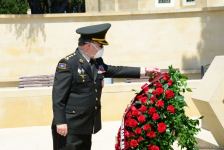 Azərbaycan ictimaiyyəti 9 May - faşizm üzərində Qələbənin 75-ci ildönümünü qeyd edir (FOTO)