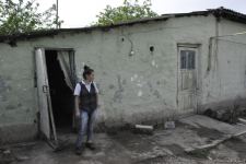Sevil Mikayılova aztəminatlı ailələrə və tənha yaşayan şəxslərə ərzaq yardımı edib (FOTO)