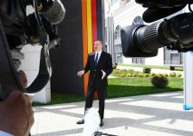 Prezident İlham Əliyev və birinci xanım Mehriban Əliyeva 3 saylı DOST mərkəzinin açılışında iştirak ediblər (FOTO/VİDEO) (YENİLƏNİB)