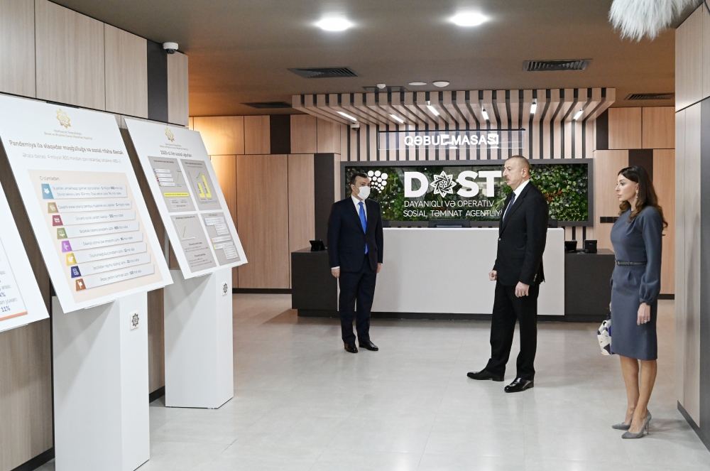 Prezident İlham Əliyev və birinci xanım Mehriban Əliyeva 3 saylı DOST mərkəzinin açılışında iştirak ediblər (FOTO/VİDEO) (YENİLƏNİB)