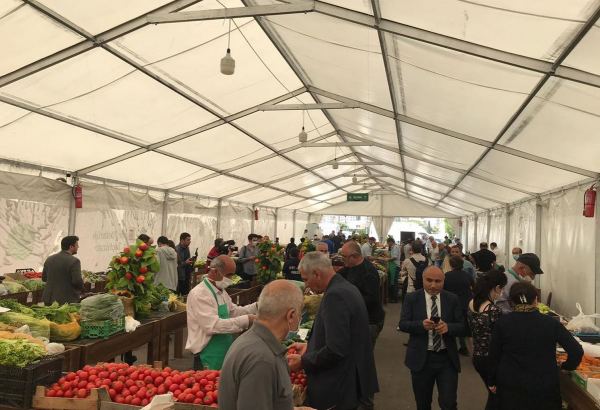 Paytaxtda “Kənddən Şəhərə” Ramazan yarmarkası keçirilir (FOTO)
