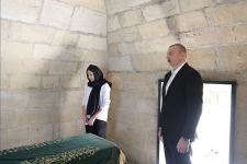 Prezident İlham Əliyev və birinci xanım Mehriban Əliyeva Şamaxıda Pirsaat Baba ziyarətgahında olublar (FOTO/VİDEO) (YENİLƏNİB)