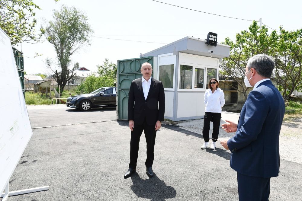 Prezident İlham Əliyev və birinci xanım Mehriban Əliyeva Şamaxıda Pirsaat Baba ziyarətgahında olublar (FOTO/VİDEO) (YENİLƏNİB)