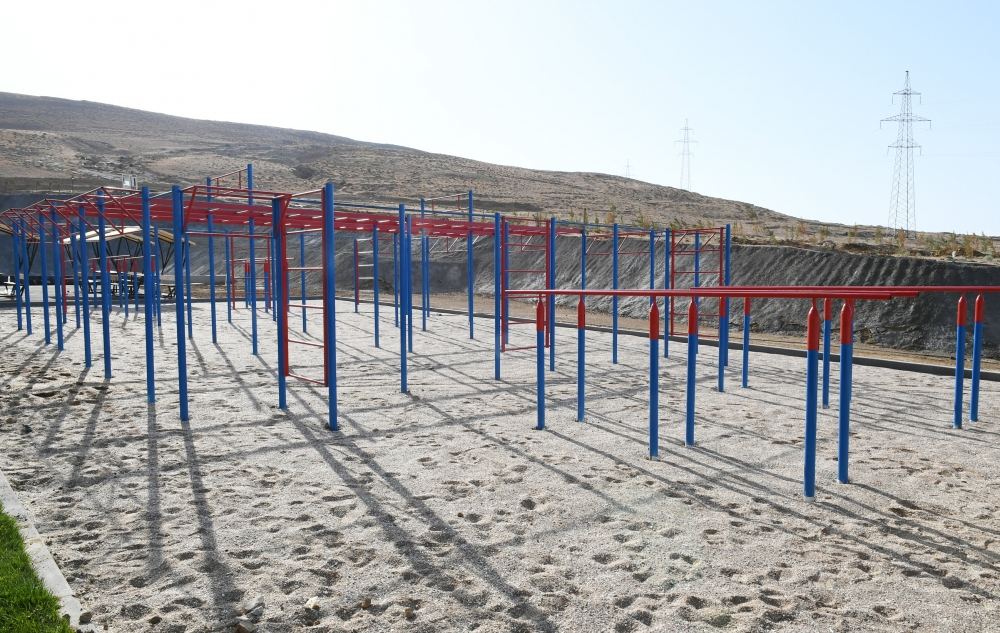 Prezident İlham Əliyev və birinci xanım Mehriban Əliyeva məcburi köçkünlər üçün salınmış “Qobu Park-3” yaşayış kompleksinin açılışında iştirak ediblər (FOTO/VİDEO) (YENİLƏNİB-2)