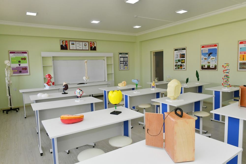 Prezident İlham Əliyev və birinci xanım Mehriban Əliyeva məcburi köçkünlər üçün salınmış “Qobu Park-3” yaşayış kompleksinin açılışında iştirak ediblər (FOTO/VİDEO) (YENİLƏNİB-2)