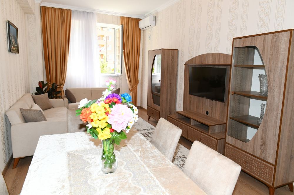 Prezident İlham Əliyev və birinci xanım Mehriban Əliyeva məcburi köçkünlər üçün salınmış “Qobu Park-3” yaşayış kompleksinin açılışında iştirak ediblər (FOTO/VİDEO) (YENİLƏNİB-2)