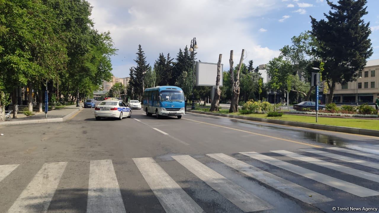 BDYPİ: Yollarda karantin qaydalarını pozan sürücülər saxlanılır (FOTO)