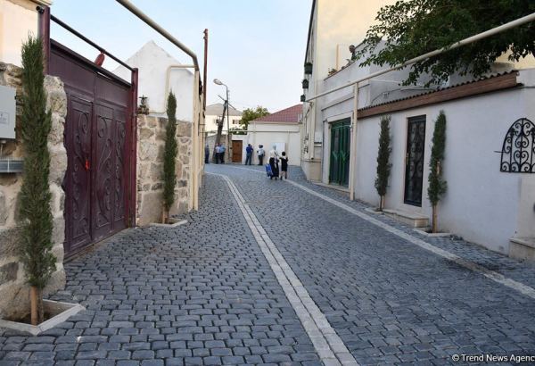 Yenilənən Balaxanı - Bura gələnlər qəsəbəni tanımır (FOTO)