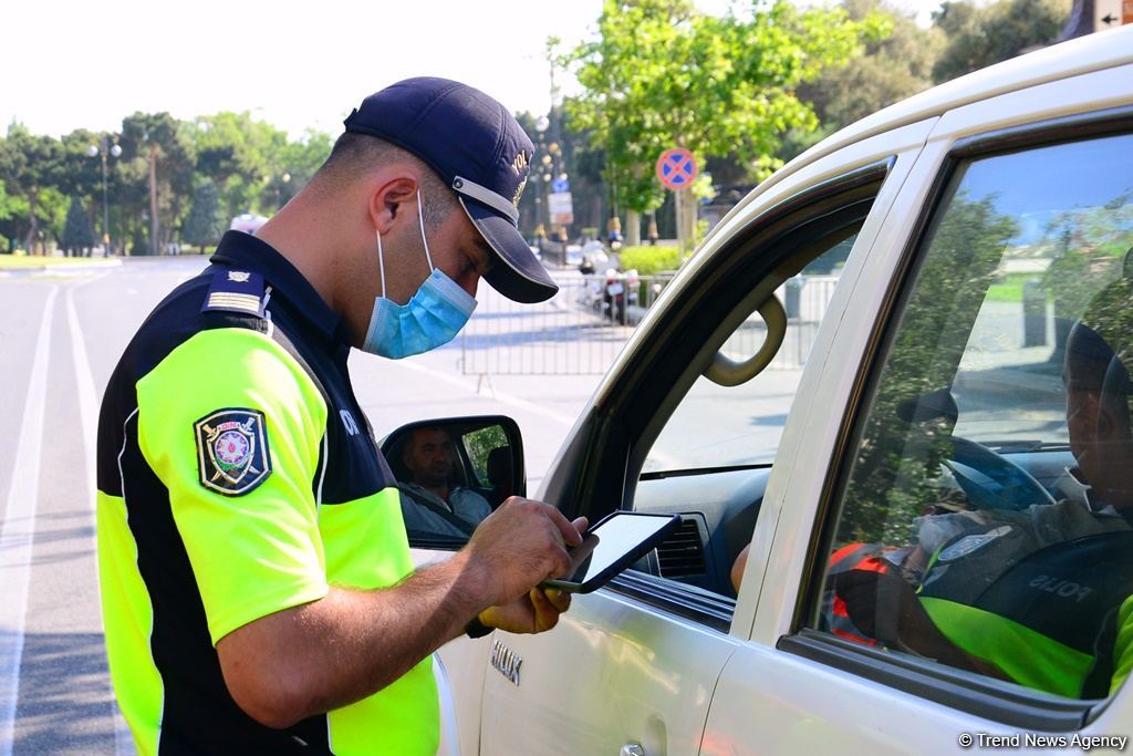 Paytaxtda küçə və yollarda son vəziyyət (FOTO)