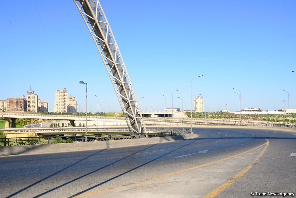 Paytaxtda küçə və yollarda son vəziyyət (FOTO)