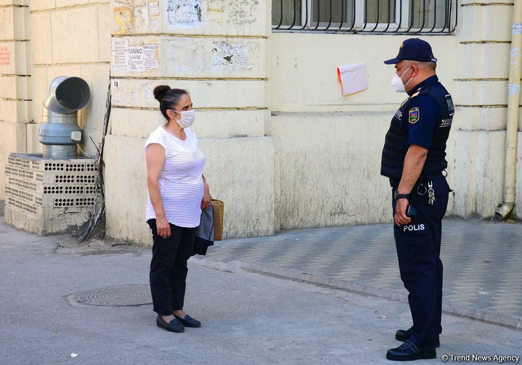 Paytaxtda küçə və yollarda son vəziyyət (FOTO)