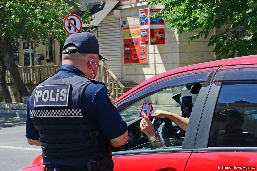 Paytaxtda küçə və yollarda son vəziyyət (FOTO)
