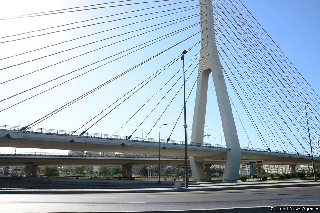 Paytaxtda küçə və yollarda son vəziyyət (FOTO)