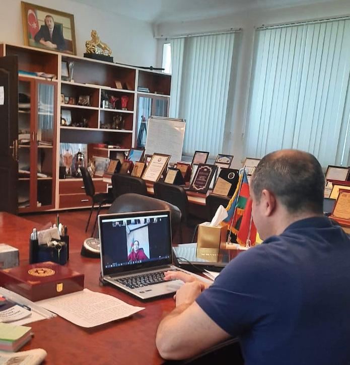 Milli Məclisin Gənclər və idman komitəsi gənclərlə onlayn konfrans keçirib (FOTO)