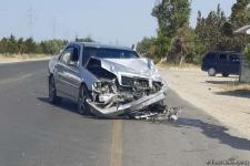 Sumqayıtda "Mercedes" "Hyundai"a çırpıldı, 3 nəfər xəstəxanaya yerləşdirildi (FOTO)