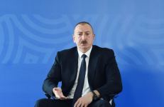 Prezident İlham Əliyev və birinci xanım Mehriban Əliyeva 1 saylı Gəncə Şəhər Xəstəxanasının modul tipli infeksion xəstəliklər korpusunun açılışında iştirak ediblər (FOTO/VİDEO) (YENİLƏNİB)
