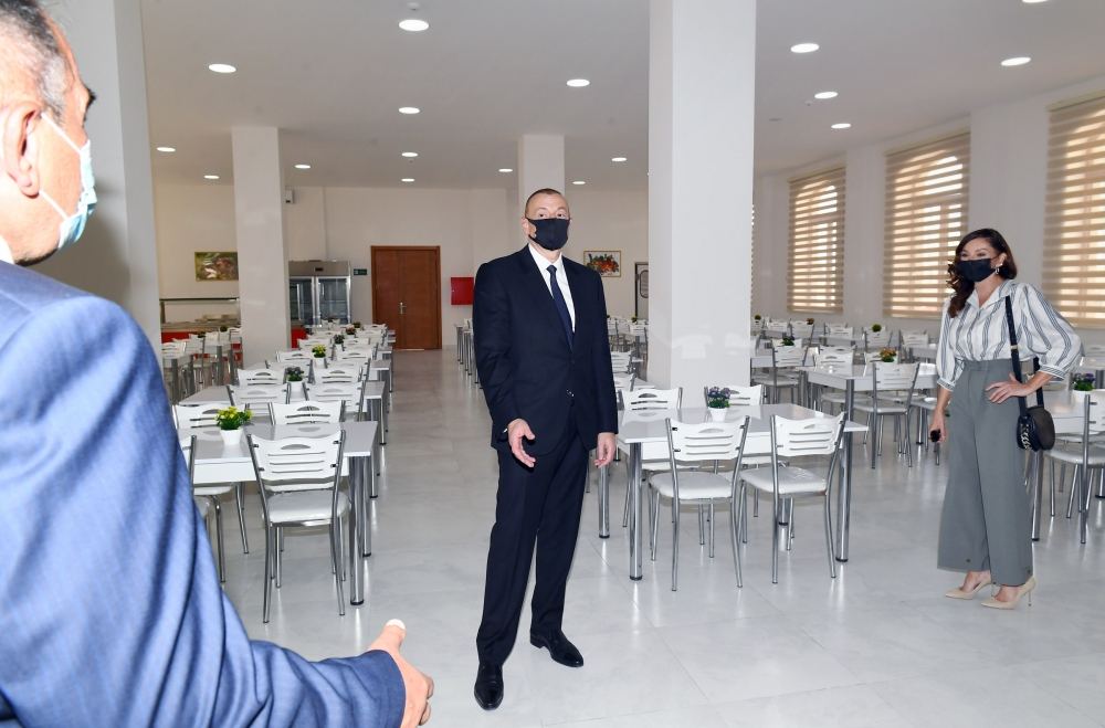 Prezident İlham Əliyev və birinci xanım Mehriban Əliyeva Azərbaycan Dövlət Aqrar Universitetinin yeni tədris korpusunun açılışında iştirak ediblər (FOTO/VİDEO) (YENİLƏNİB)