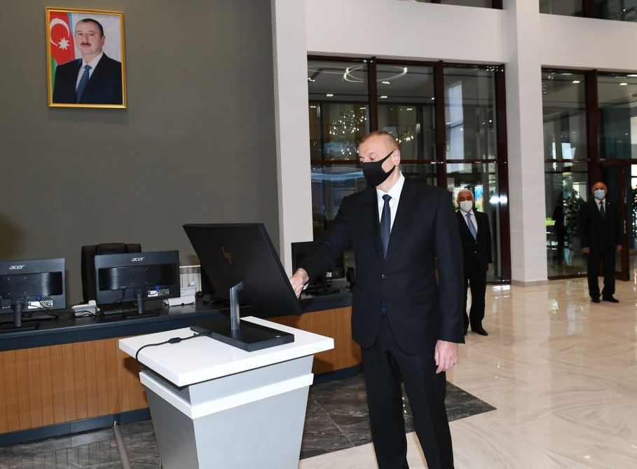 Prezident İlham Əliyev “Azərbaycan” İstilik Elektrik Stansiyasının əsaslı yenidənqurmadan sonra istifadəyə verilməsi tədbirində iştirak edib (FOTO/VİDEO) (YENİLƏNİB-2)