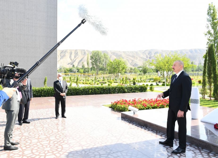 Prezident İlham Əliyev “Azərbaycan” İstilik Elektrik Stansiyasının əsaslı yenidənqurmadan sonra istifadəyə verilməsi tədbirində iştirak edib (FOTO/VİDEO) (YENİLƏNİB-2)