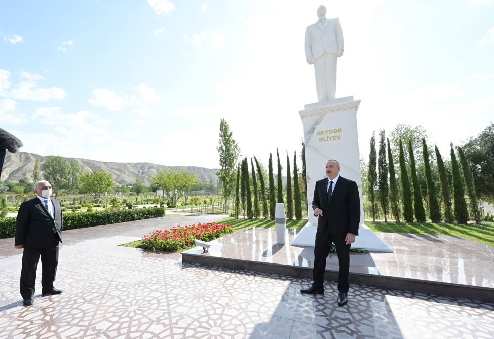 Prezident İlham Əliyev “Azərbaycan” İstilik Elektrik Stansiyasının əsaslı yenidənqurmadan sonra istifadəyə verilməsi tədbirində iştirak edib (FOTO/VİDEO) (YENİLƏNİB-2)