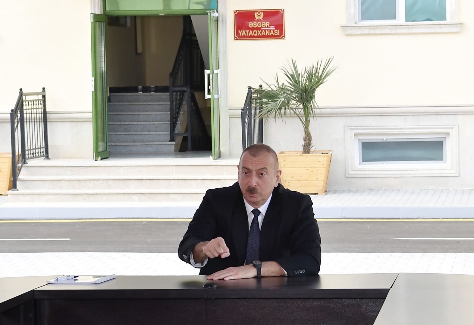 Prezident İlham Əliyev Müdafiə Nazirliyinin "N" saylı hərbi hissəsinin açılışında iştirak edib (FOTO/VİDEO) (YENİLƏNİB-2)