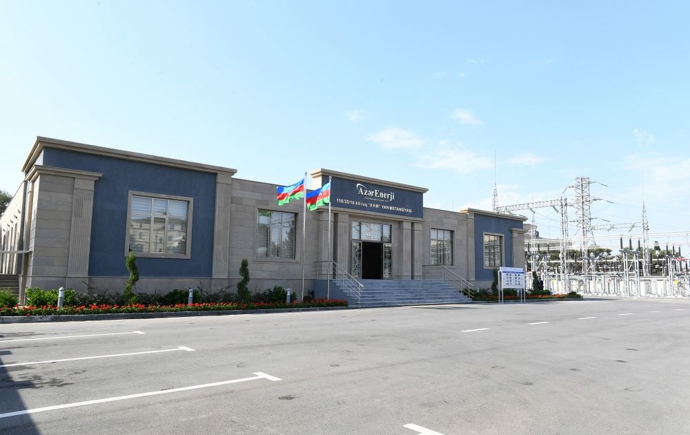 Prezident İlham Əliyev Bakının Nizami rayonunda “Azərenerji” Açıq Səhmdar Cəmiyyətinin yenidən qurulan “8-ci km” yarımstansiyasının açılışında iştirak edib (FOTO) (YENİLƏNİB)