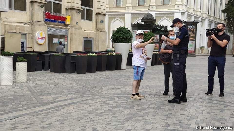 Bakıda küçə və yollarda son vəziyyət (FOTO)