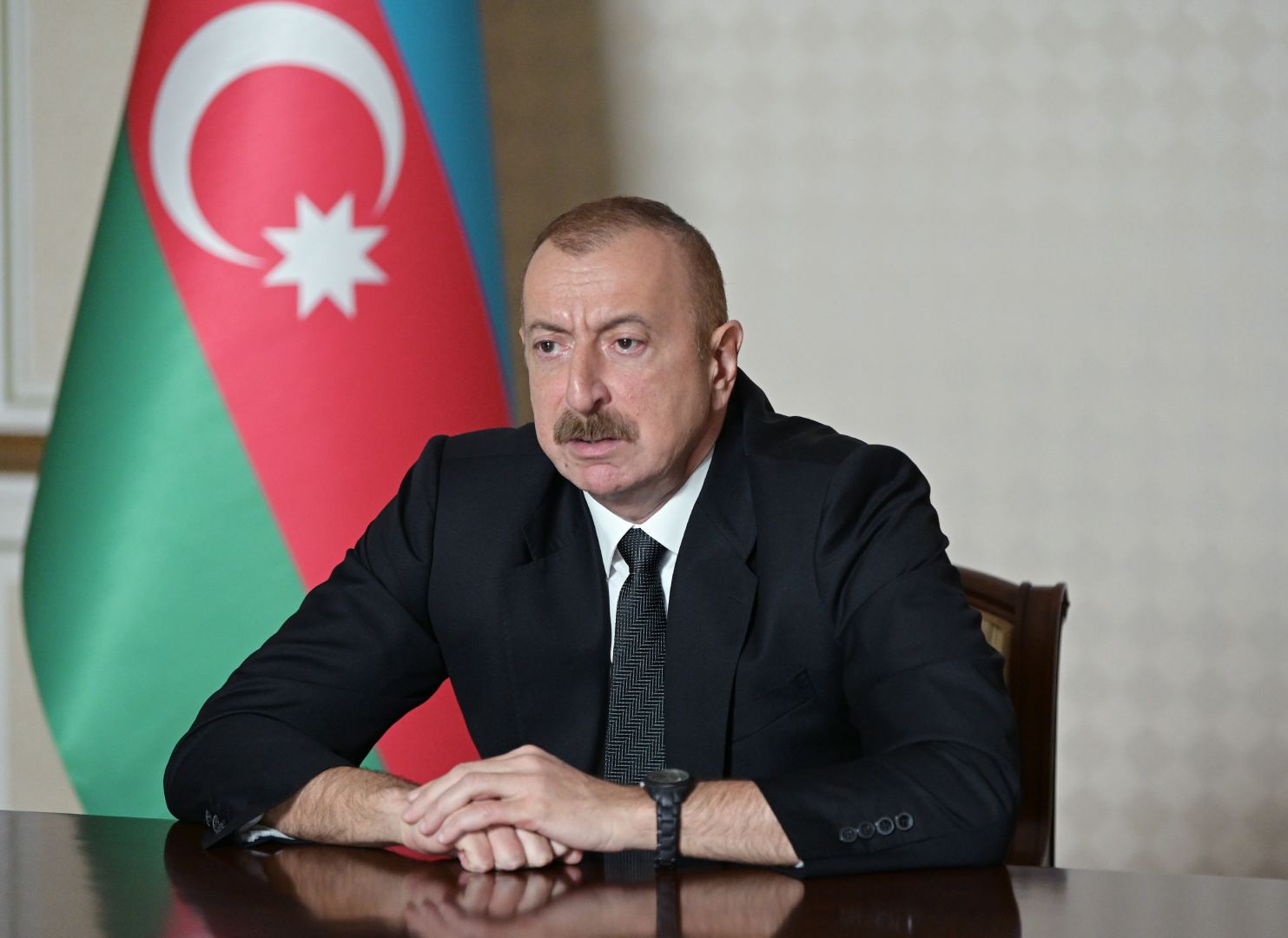 Prezident İlham Əliyevin sədrliyi ilə Nazirlər Kabinetinin 2020-ci ilin birinci yarısının sosial-iqtisadi inkişafının yekunlarına və qarşıda duran vəzifələrə həsr olunan iclası keçirilib (FOTO/VİDEO) (YENİLƏNİB 2)