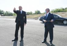 Prezident İlham Əliyev Bakı-Şamaxı-Muğanlı-İsmayıllı–Qəbələ avtomobil yolunun bir hissəsinin yenidən qurulması layihəsi ilə tanış olub (FOTO) (YENİLƏNİB)