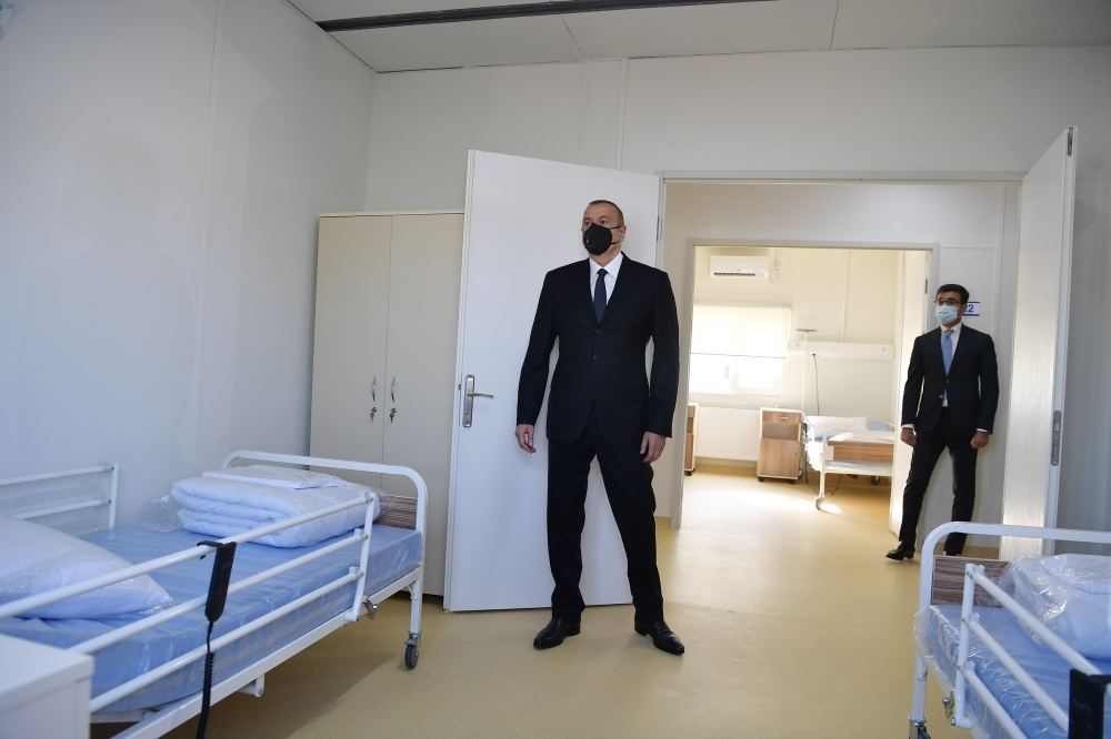 Prezident İlham Əliyev Qobustanda koronaviruslu xəstələrin müalicəsi üçün nəzərdə tutulan modul tipli xəstəxananın açılışında iştirak edib (FOTO) (YENİLƏNİB)