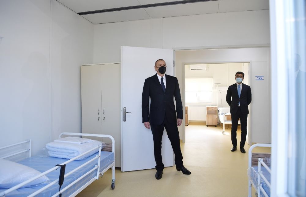 Prezident İlham Əliyev Qobustanda koronaviruslu xəstələrin müalicəsi üçün nəzərdə tutulan modul tipli xəstəxananın açılışında iştirak edib (FOTO) (YENİLƏNİB)