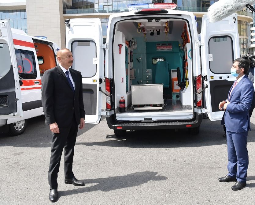 Prezident İlham Əliyevin tapşırığı ilə ölkəmizə yeni təcili tibbi yardım avtomobilləri gətirilib (FOTO) (YENİLƏNİB)