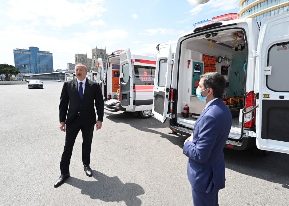 Prezident İlham Əliyevin tapşırığı ilə ölkəmizə yeni təcili tibbi yardım avtomobilləri gətirilib (FOTO) (YENİLƏNİB)