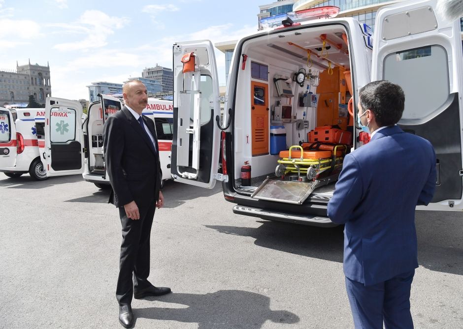 Prezident İlham Əliyevin tapşırığı ilə ölkəmizə yeni təcili tibbi yardım avtomobilləri gətirilib (FOTO) (YENİLƏNİB)